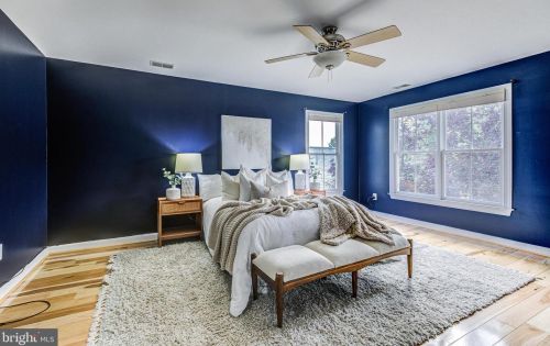 213 Creek Valley Ln, Rockville MD  20850-5603 exterior