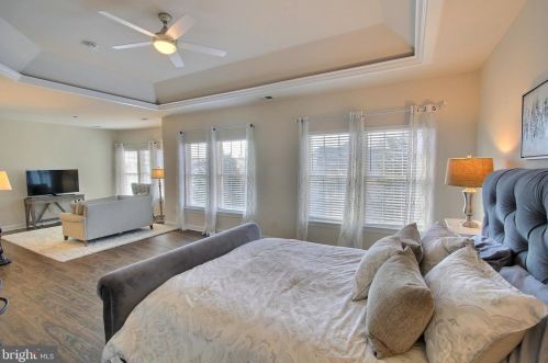 405 Great Falls Rd, Rockville MD  20850-2883 exterior