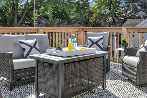 1411 Potter Ave, Milwaukee WI 53207-2115 exterior