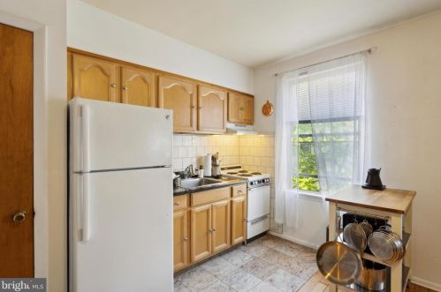 317 16 St, Philadelphia PA 19132-4418 exterior