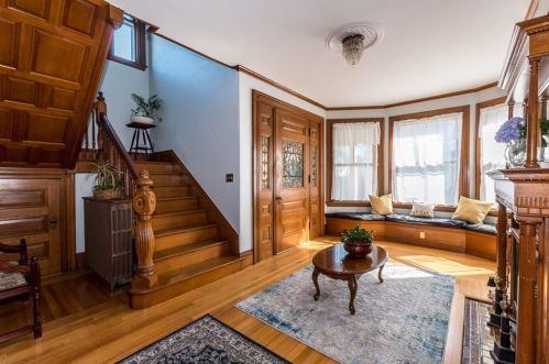 104 Winthrop St, Taunton MA 02780-4162 exterior