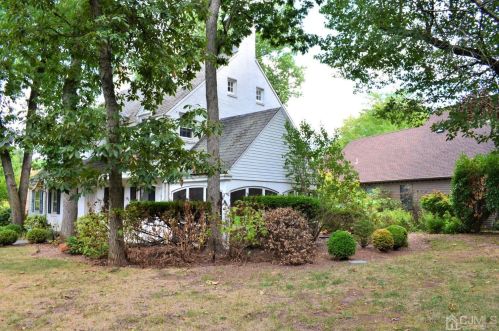 422 Lincoln Ave, New Brunswick, NJ 08904-2729