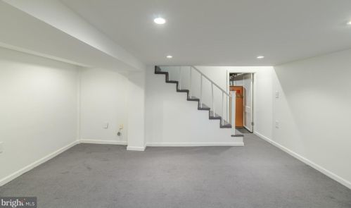 117 Peyton St, Alexandria VA 22314-2723 exterior