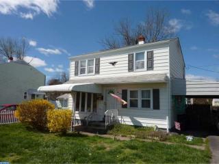 240 Roland Rd, Chester, PA 19015-3329