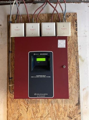 454 Winter St, Woonsocket RI 02895-1176 exterior