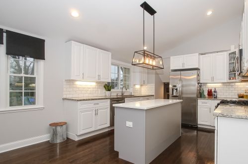 510 Adams St, Elmhurst IL  60126-4663 exterior