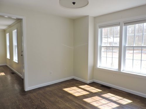 37 Curtisville Rd, Concord NH 03301-5906 exterior