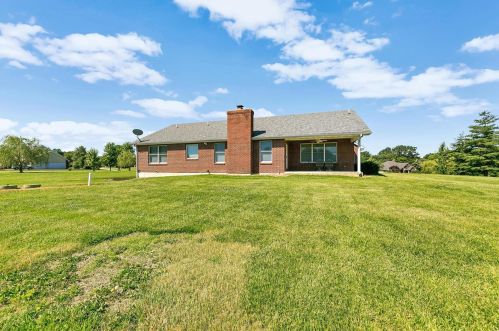 103 Wolf Trl Ct, Defiance MO 63341-1356 exterior