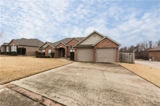 3925 Amberwood St, Springdale AR  72762-0562 exterior