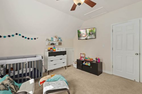 1740 Nagle Ave, Chicago IL 60706-4805 exterior