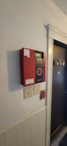 189 Logee St, Woonsocket RI 02895-6060 exterior