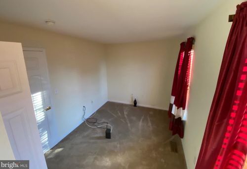 735 40 St, Philadelphia PA 19104-1670 exterior