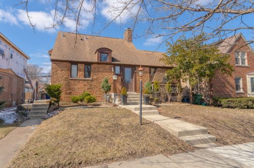 9704 Central Park Ave, Chicago IL 60805-3003 exterior