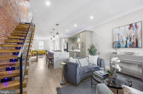 5648 Larchwood Ave, Philadelphia, PA 19143-1909