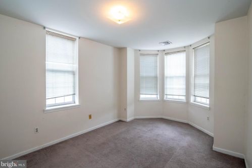 810 28 St, Philadelphia PA 19145-2522 exterior