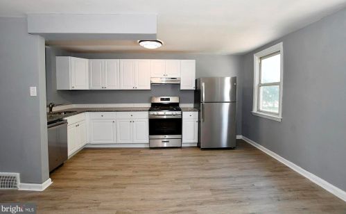 1152 Wycombe Ave, Darby PA 19023-1427 exterior