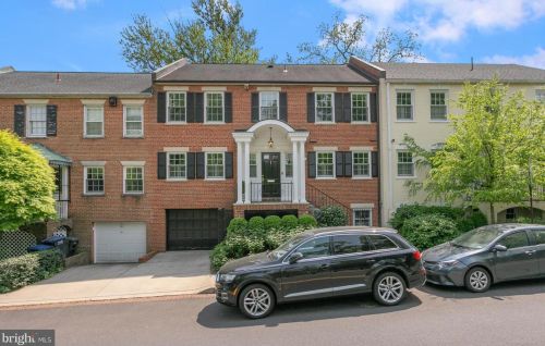 2814 R St, Washington, DC 20007-2918