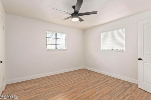 4246 30 Dr, Phoenix AZ 85009-5071 exterior