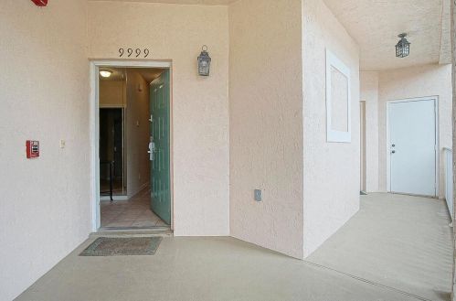 9999 Perfect Dr, Fort Pierce FL  34986-3034 exterior