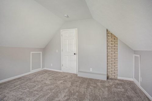 736 Cricklewood St, Wyoming MI exterior