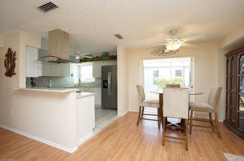 700 100 Ave, Naples FL 34108-2237 exterior