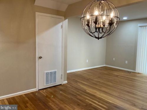 11949 Bargate Ct, Rockville MD  20852-4116 exterior