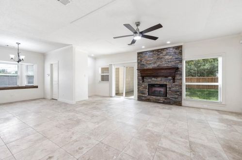 18909 Walden Frst Dr, Humble TX 77346-6008 exterior