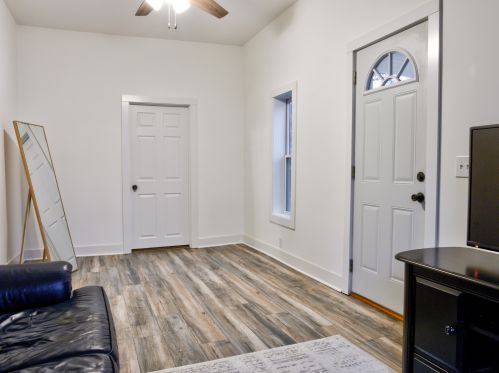 306 Sherman St, Allegan MI  49010-1066 exterior