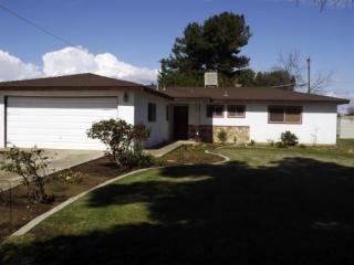 6500 Cedarcrest Ave, Bakersfield, CA 93308-2001
