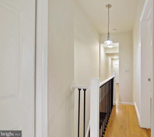 805 T St, Washington DC 20001-3127 exterior