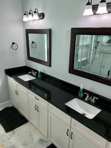 2062 Detroit Ave, Atlanta GA  30314-1105 exterior