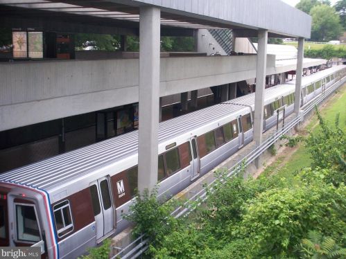 10500 Rockville Pike, Rockville MD  20852-3359 exterior