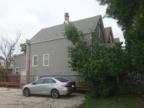 4018 Drake Ave, Chicago, IL 60618-2220