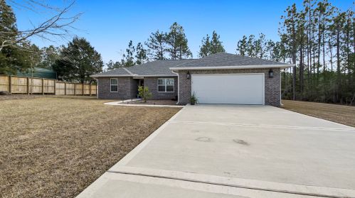 546 Pinewood Dr, Defuniak Springs FL 32433-4531 exterior