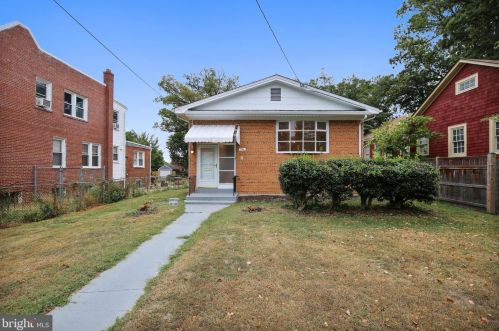 316 Aspen St, Washington DC  20012-2736 exterior