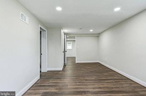 2002 Belle View Blvd, Alexandria VA 22307-1360 exterior