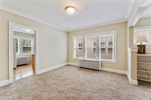 2019 6 St, Duluth MN 55806-2551 exterior