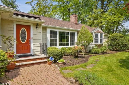 33 Highlands Ave, Springfield, NJ 07081-3714