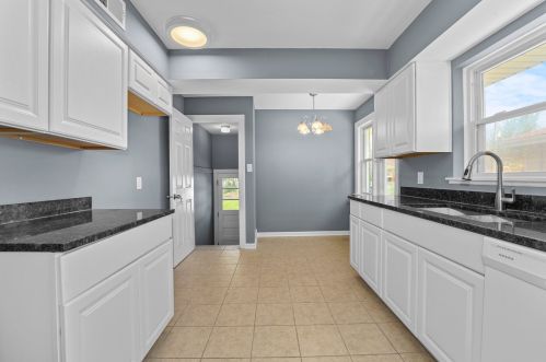 9225 Sacramento, Chicago IL 60805-2637 exterior