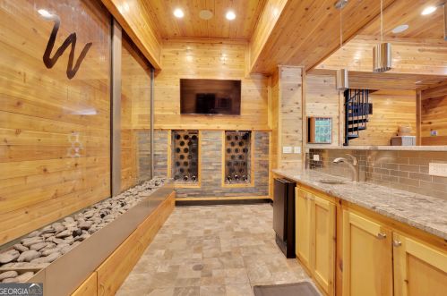 8069 Kenstone Ct, Atlanta GA 30350-4160 exterior