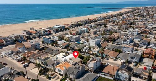 128 Camarillo Ave, Oxnard CA  93035-4605 exterior