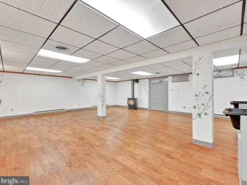 2180 Old Philadelphia Pike, Lancaster PA 17602-2633 exterior