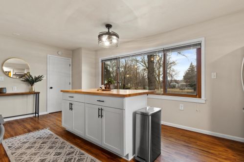 730 53rd St, Milwaukee WI  53208-3019 exterior