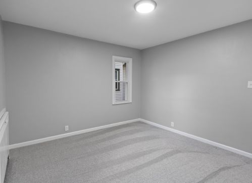 2953 43, Milwaukee WI 53219-3402 exterior