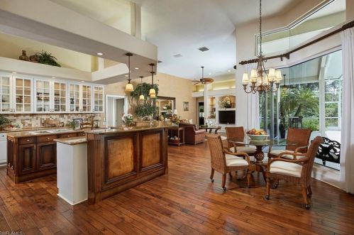 6636 Gln Arbor Way, Naples FL 34119-4656 exterior