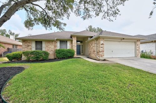 9224 Edwardson Ln, Austin TX  78749-4115 exterior