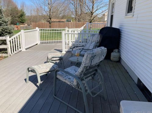 29 Cedar Ln, Torrington CT 06790-8506 exterior