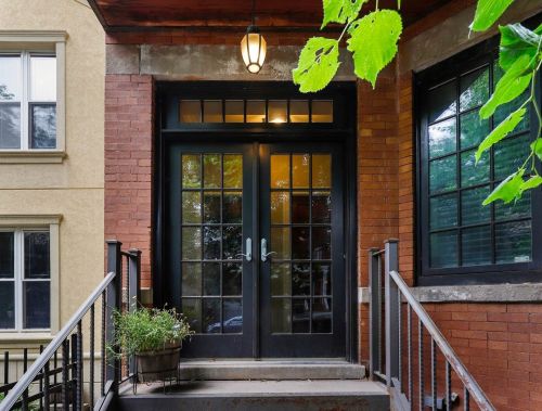 1622 Huron St, Chicago, IL 60622-8496