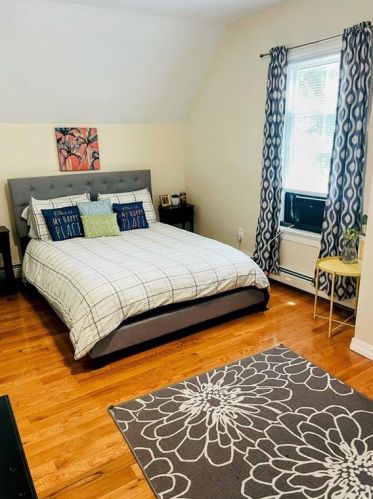 359 Carrington Ave, Woonsocket RI  02895-4622 exterior