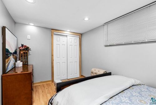 4911 Morris Thomas Rd, Duluth MN 55811-3749 exterior